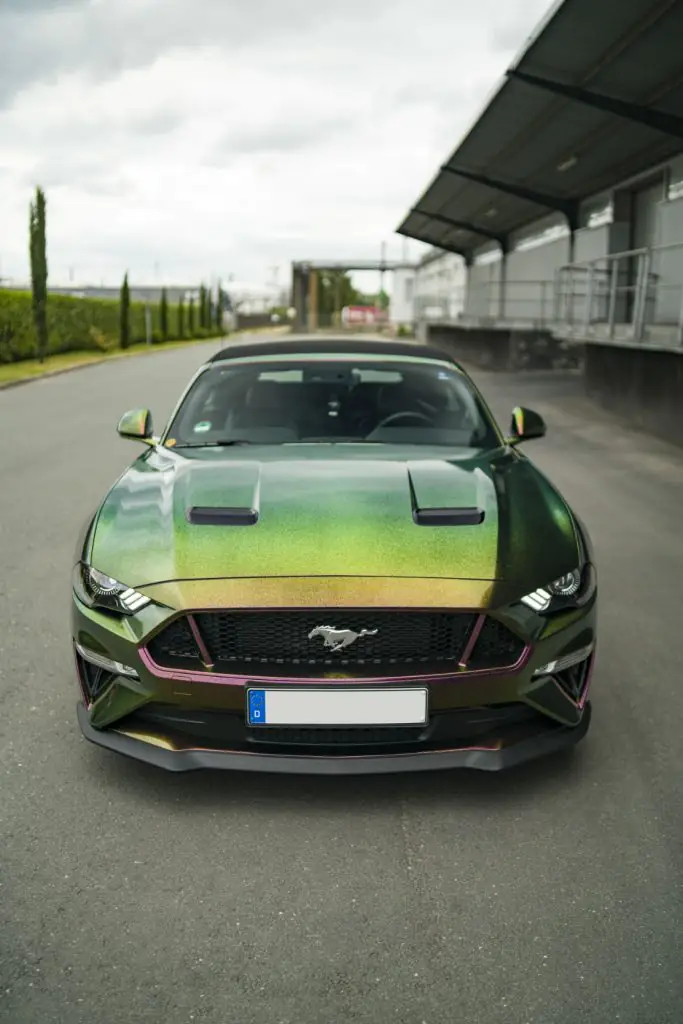 Ford-Mustang-VI-GT-5.0-V8-