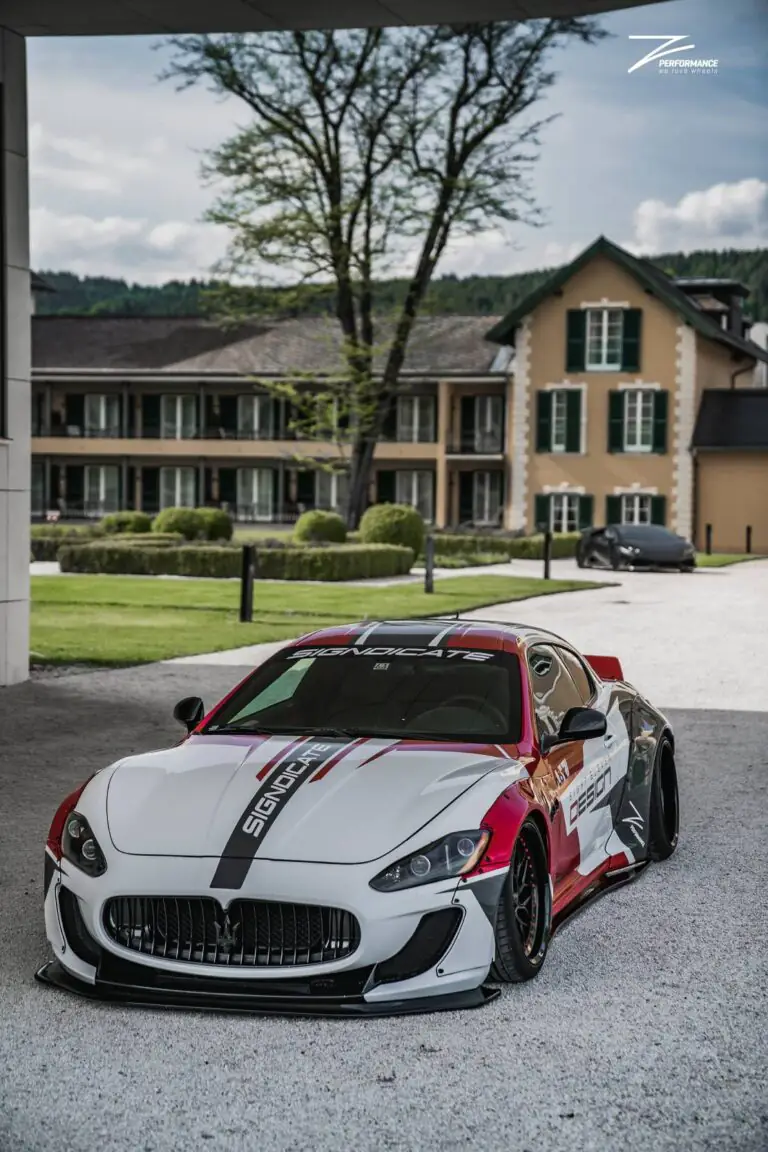 トップス Maserati Maserati Rubber Print T-Shirt - Black/Blue – CMC Motorsports®